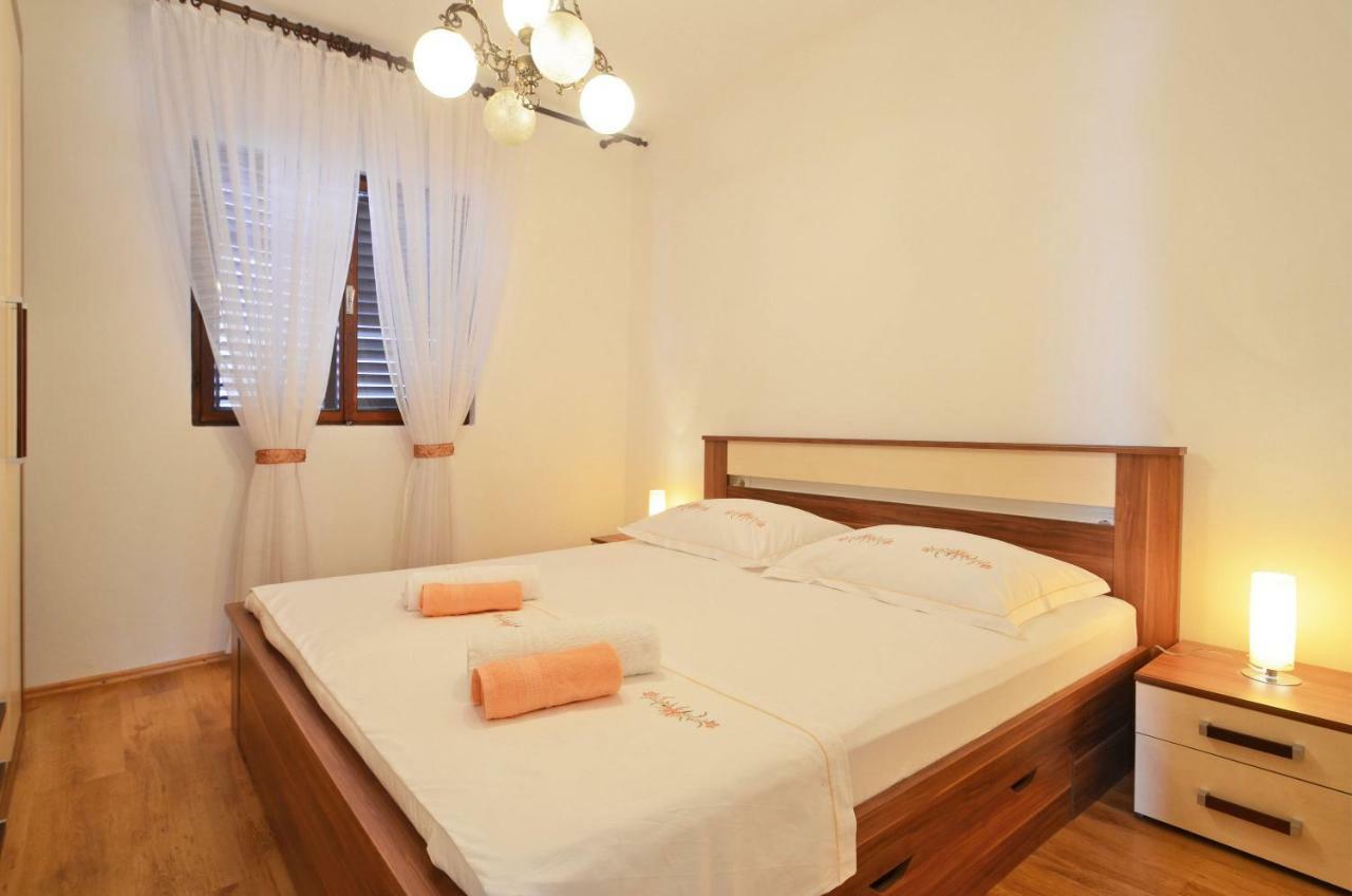 Apartment Jakov Grscica Прізба Екстер'єр фото